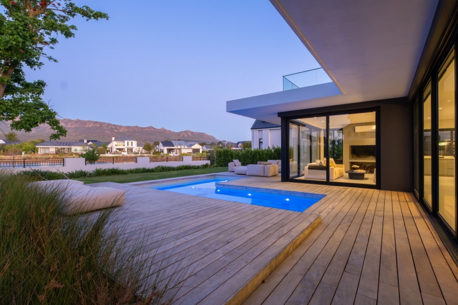 4 Bedroom Property for Sale in Val De Vie Estate Western Cape